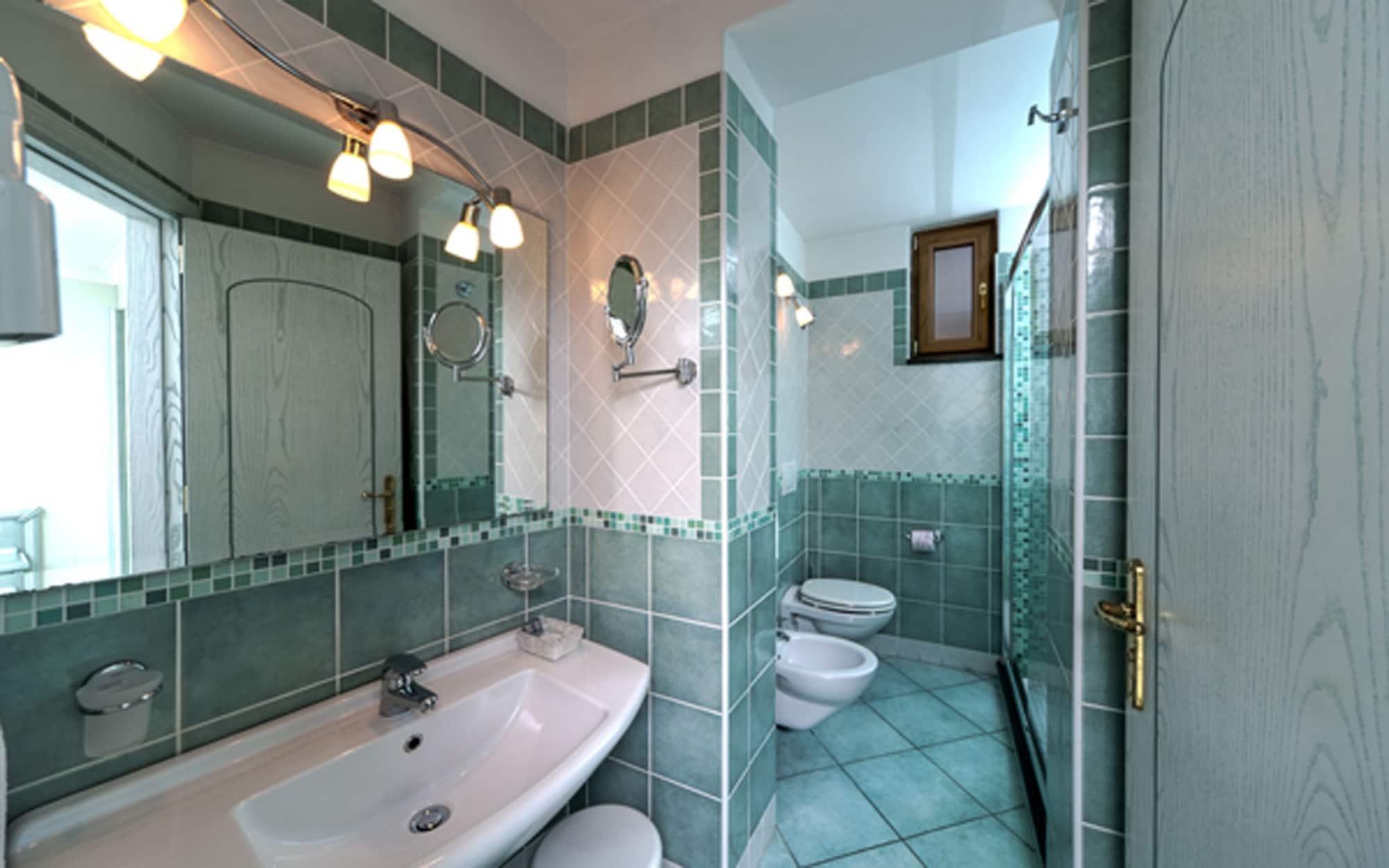 Hotel Bellevue Benessere & Relax Ίσκια Εξωτερικό φωτογραφία