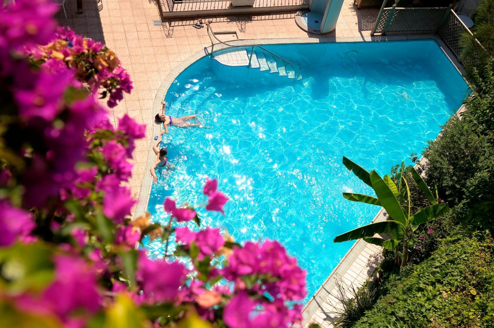 Hotel Bellevue Benessere & Relax Ίσκια Εξωτερικό φωτογραφία